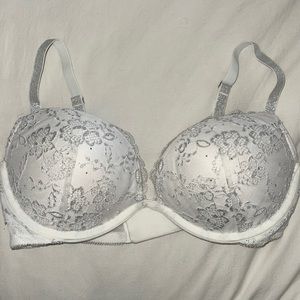 Victoria’s Secret dream angels padded Demi